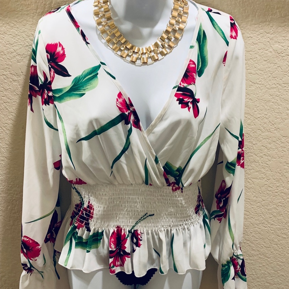 A’GACI Top in White and size-L